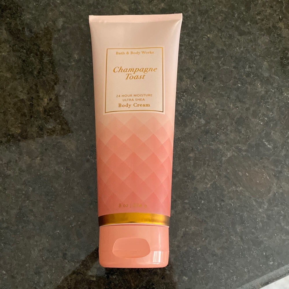 Bath & Body Champagne Toast NEW